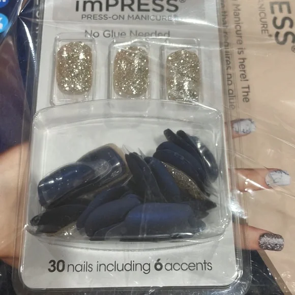 NEW imPRESS Press-On Manicure 30 Nails Including 6 Accents No Glue Needed - Picture 3 of 4
